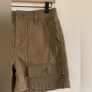 REI Women's Size 0 Green 4" Inseam Cotton Cargo Shorts Canvas